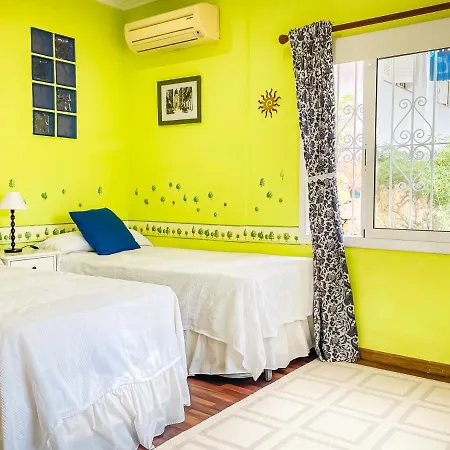 Unik Vacation Hill Apartment *