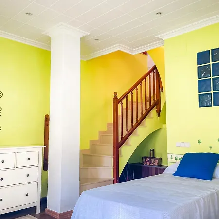Unik Vacation Hill Apartment Tarragona